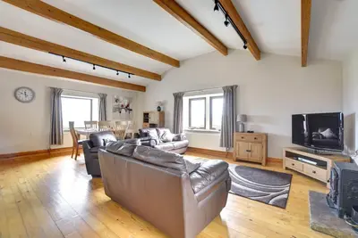 Image de 2 Bed in Cowling (oc-ds238)