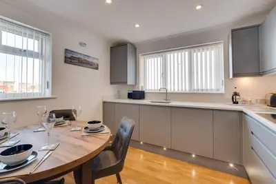 Image de 2 Bed in Whitby (oc-w905)