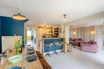 Image de 4 Bed in Camber (oc-m32291)