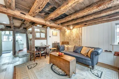 Image de 2 Bed in Battle (oc-f32643)