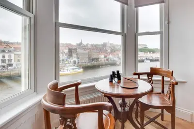Image de 2 Bed in Whitby (oc-w1012)