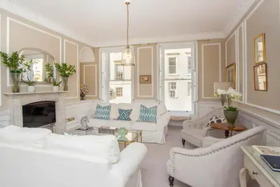 3 Bed in Bath (oc-bhr53)