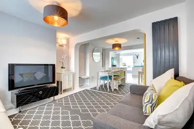 Image de 4 Bed in Brighton (oc-bbchur)