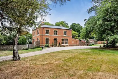 Image de 6 Bed in Cowlinge (oc-b32762)