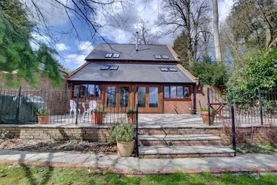 Image de 3 Bed in Hartfield (oc-tw653)