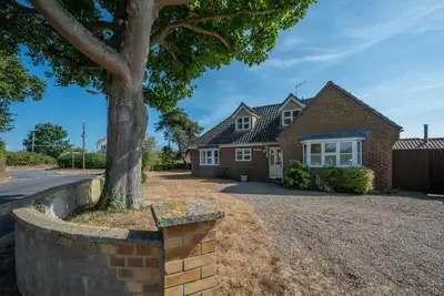 Image de 4 Bed in Southwold (oc-spn)