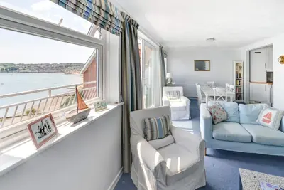 Image de 3 Bed in Swanage (oc-wy036)