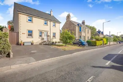 Image de 5 Bed in Swinton (oc-t32750)