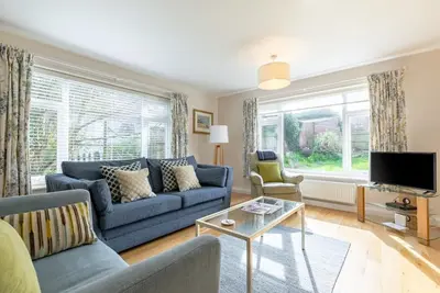 Image de 3 Bed in Southwold (oc-wps)