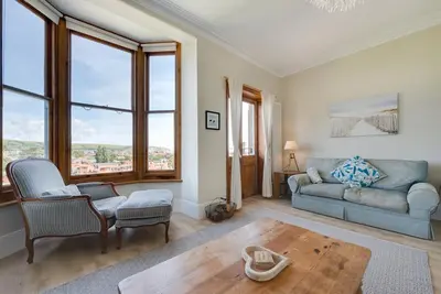 Image de 4 Bed in Swanage (oc-wy350)