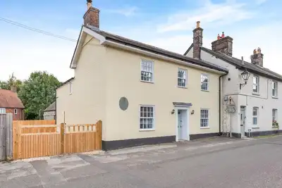 4 Bed in Bere Regis (oc-g33051)