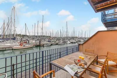 Image de 3 Bed in Mount Batten (oc-m33074)