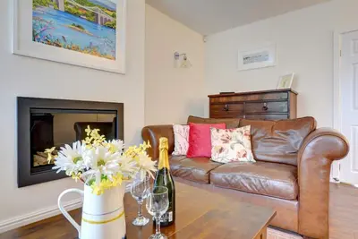 Image de 2 Bed in Beaumaris (oc-wai206)