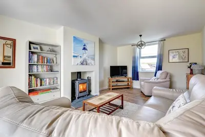 Image de 3 Bed in Porthleven (oc-mrlyn6)