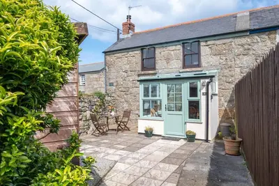 Image de 2 Bed in St Just (oc-crownm)