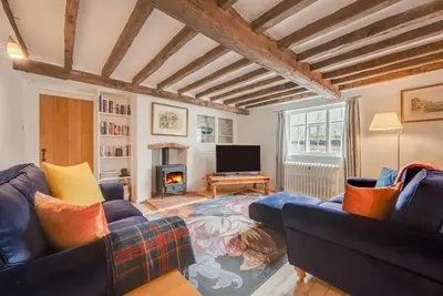 4 Bed in Westleton (oc-holc)