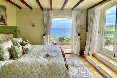 Image de 3 Bed in Scarborough (oc-sa004)