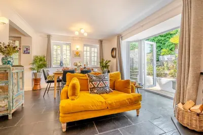 3 Bed in Padstow (oc-l23216)