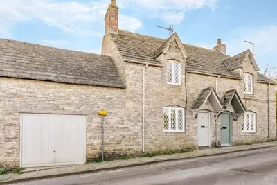 Image de 4 Bed in Kingston (oc-w28374)