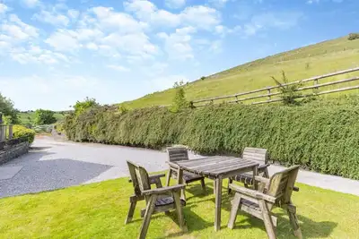 Image de 3 Bed in Earl Sterndale (oc-h29624)