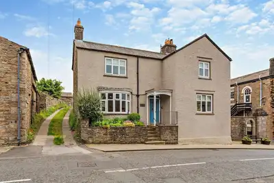 3 Bed in Askrigg (oc-h29661)