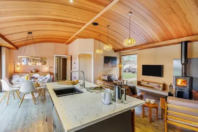 Image de 4 Bed in Llansanffraid (oc-p30384)