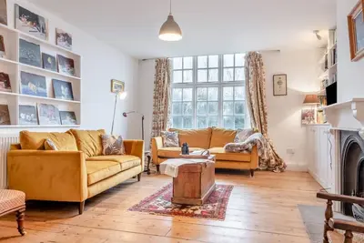 Image de 3 Bed in Brighstone (oc-r30510)