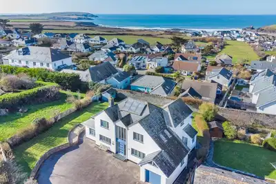 Image de 5 Bed in Trevone (oc-s30762)