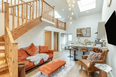 Image de 2 Bed in Holmesfield (oc-f30686)