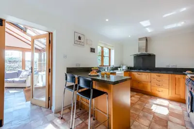 3 Bed in Brockenhurst (oc-w30959)