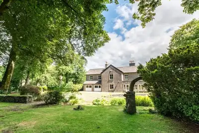 Image de 7 Bed in Peak Forest (oc-g31740)