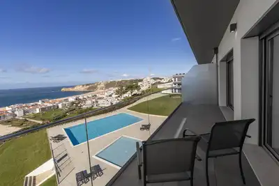 Image de Ruby - Blue Horizon Escape