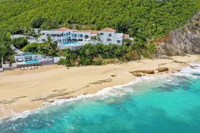 Image de L'Oasis   Elegant Beachfront Villa