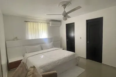 Image de Gated residential apartment, 2 bedrooms and two bathrooms. 24/7 security