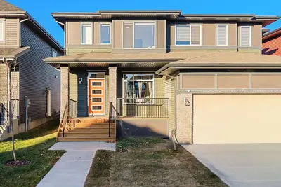 Image de New Cozy 3br Duplex: 15Min Dt Calgary, 90Min Banff