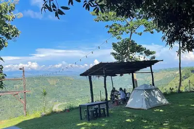 Image de Tent campground in charming Libona at Thrill Playgrounds for nature lovers