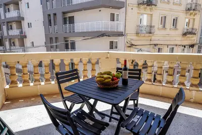 Image de Modern & Peaceful Luxury 4br Apartment in Gżira