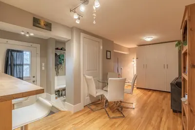 Image de Deluxe Family Suite 1-bedroom house in Yellowknife perfect for your getaway