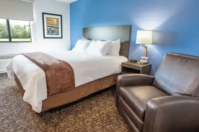 Image de Relax in Wenatchee – Modern 4 - Big Room w/ Kitchen Near Pybus Public Market!