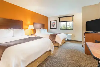 Image de 2 Quiet & Clean Rooms  Ideal for Group Stay– Relax in Monaca