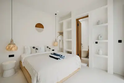 Image de 5 mins to Finns Beach Club & Trendy Hot places