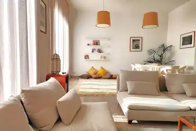 Image de The 31 Grand Theatre by Ib Signature - Art Deco 1br Apt