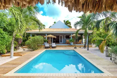 Image de Little Bali Curaçao: Exotic Caribbean Oasis