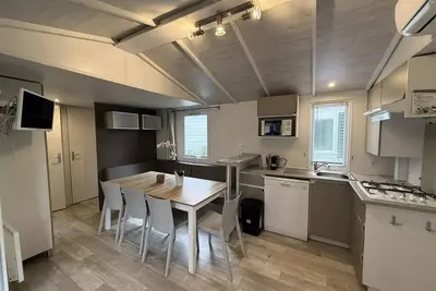 Image de Mobil-Home Confort Calypso 5 Pièces 6 Personnes Climatisé + Tv
