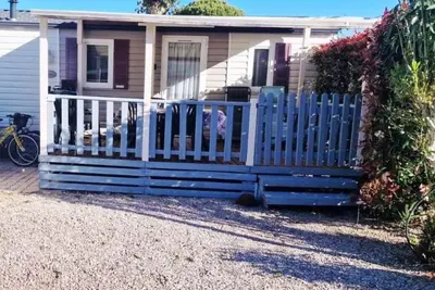 Image de location mobil home  climatisé dans camping proche  mer fréjus saint aygulf