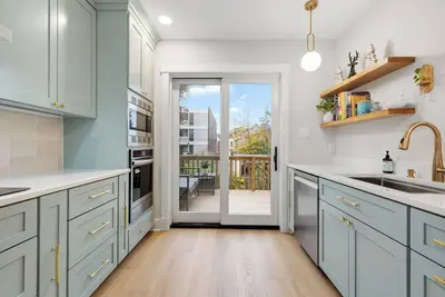 Image de Stylish 5br Home w/ High-End Finishes @ Best Location