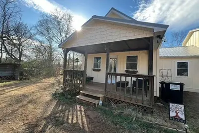 Image de Fantastic 2-bedroom Cabin/Duplex on 7 acres