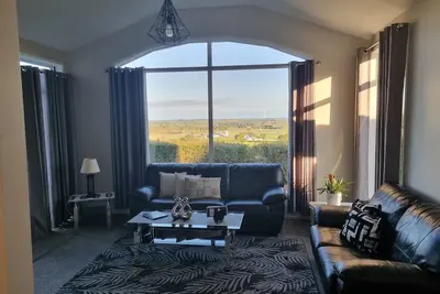 Image de Far North holiday base with panoramic coastline outlook and comfy sleepout