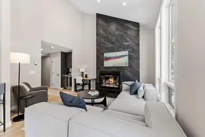 Image de Alpine Enclave | Central W/Resort Amenities