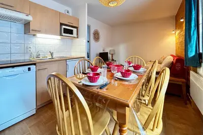 Image de Appartement cosy avec grande terrasse, au pied des pistes